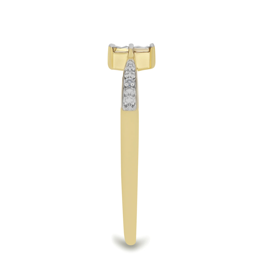 Anillo de Plata Bañada en Oro con Diamante blanco y Zircón Blanco