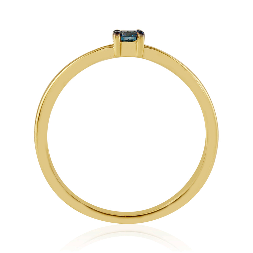 Anillo de Plata Bañada en Oro con Diamante Azul
