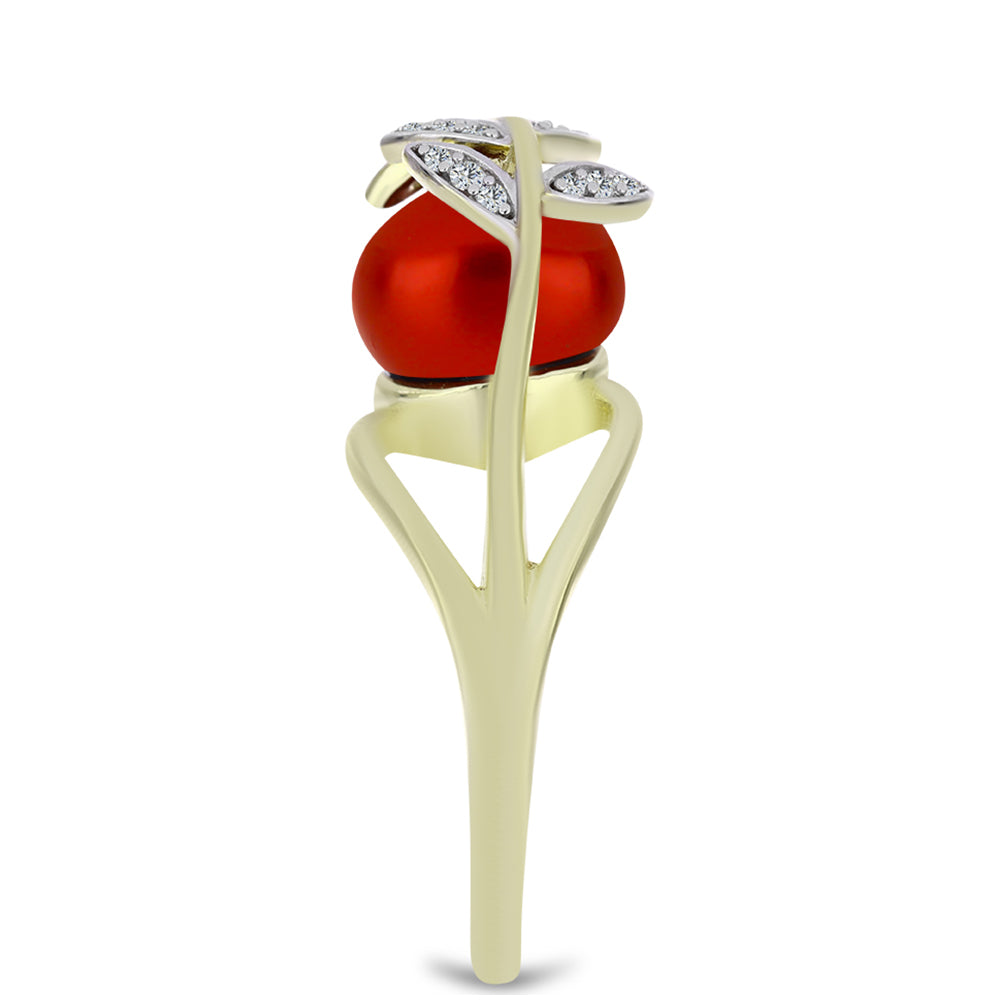Anillo de Plata Bañada en Oro con Perla roja de río y Topacio Blanco