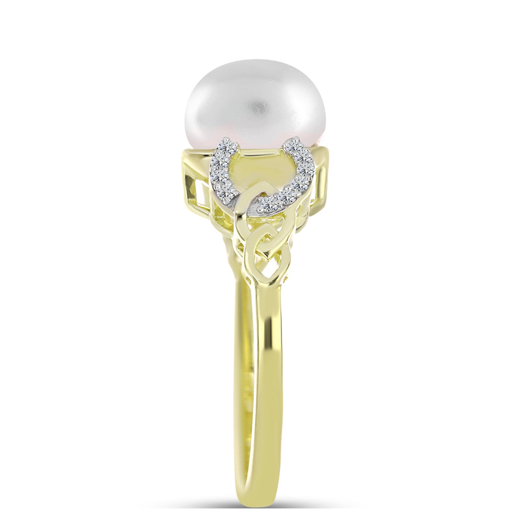 Anillo de Plata Bañada en Oro con Perla de Agua Dulce y Topacio Blanco