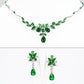 Conjunto de Aleación Bañado en Oro con Cristal Emporia® Verde ( Collar +Pendientes )