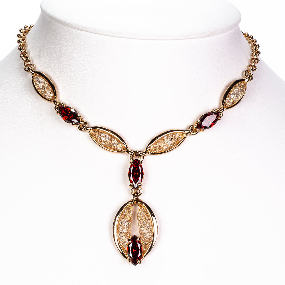 Conjunto de Aleación Bañado en Oro con Cristal Emporia® Rojo ( Collar +Pendientes ) 2 