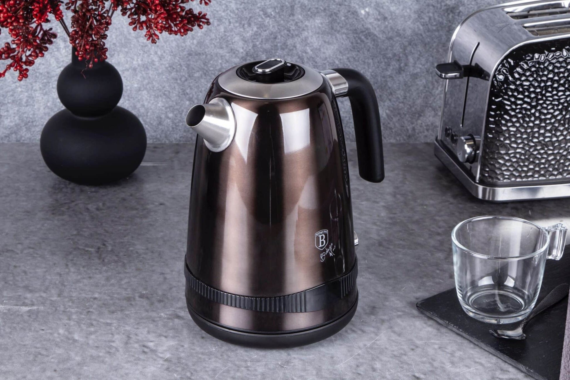 Hervidora de agua Berlinger Haus digital eléctrica de la línea metálica brillante en negro 6 
