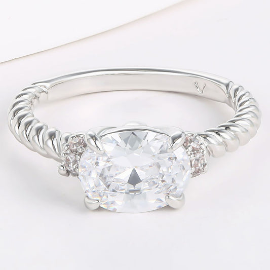 Anillo de Aleación Bañado en Oro con Cristal Emporia® Blanco