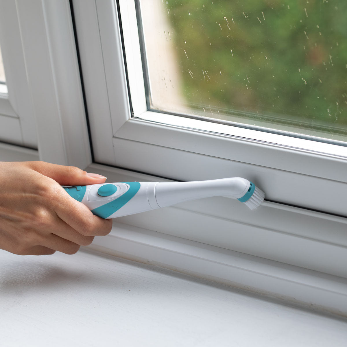 Cepillo de limpieza eléctrico Scrub Buddi XS con 4 cabezales reemplazables