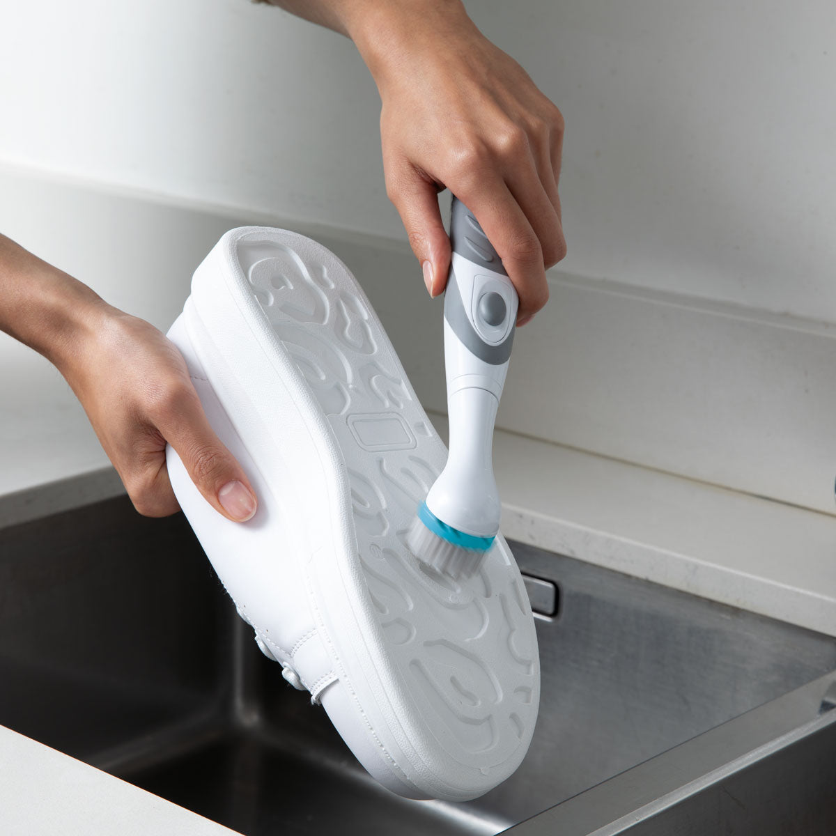 Cepillo de limpieza eléctrico Scrub Buddi XS con 4 cabezales reemplazables