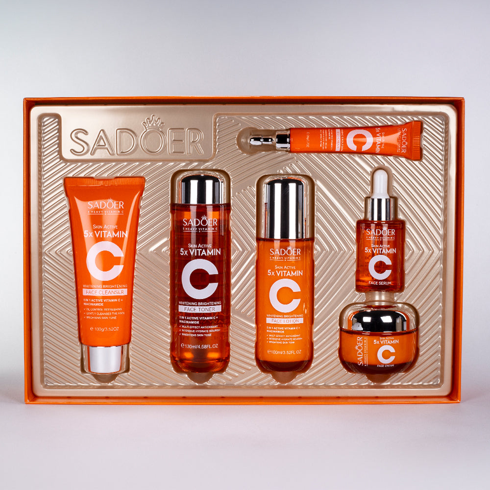 Set de regalo SADOER 5x Vitamina C para unificar el tono de la piel e hidratar el rostro – 6 piezas 2 