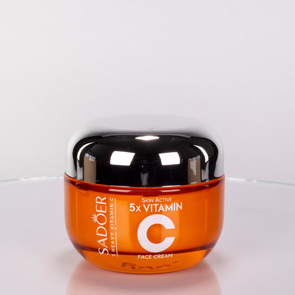 Set de regalo SADOER 5x Vitamina C para unificar el tono de la piel e hidratar el rostro – 6 piezas 4 