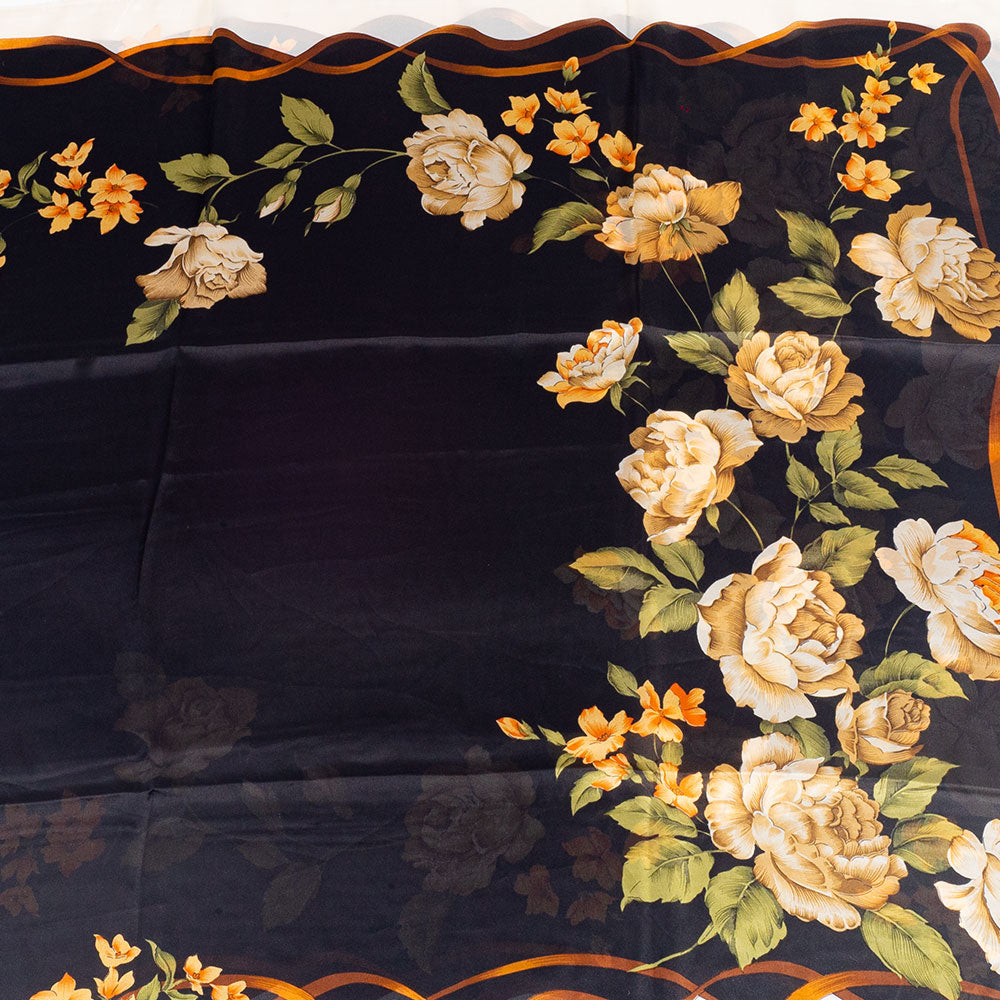 Bufanda lienzo y floración, 85 x 180 cms, negro, 100% seda vegana 1 