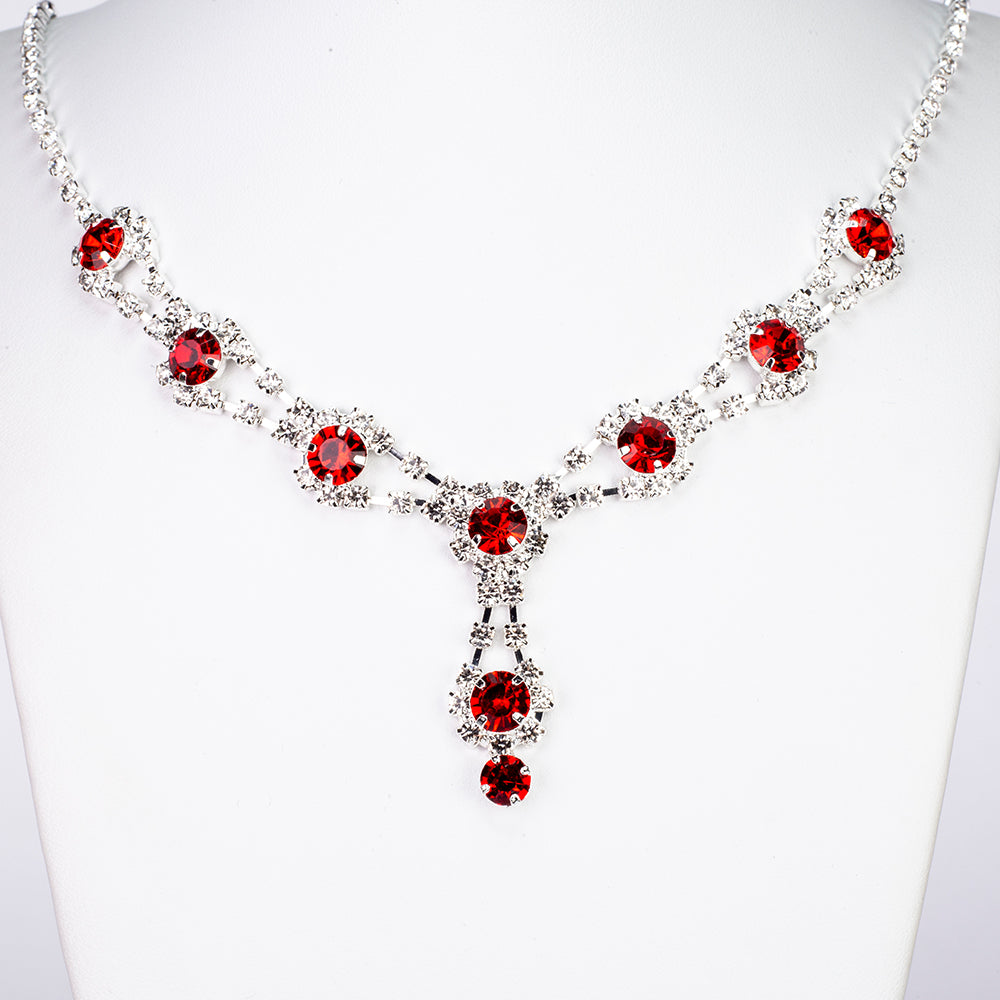 Conjunto de Aleación Bañado en Oro con Cristal Emporia® Rojo y Cristal Emporia® Blanco ( Collar +Pendientes )
