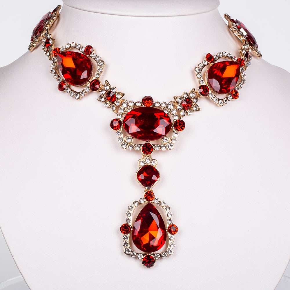 Conjunto de Aleación Bañado en Oro con Cristal Emporia® Rojo y Cristal Emporia® Blanco ( Collar +Pendientes ) 5 