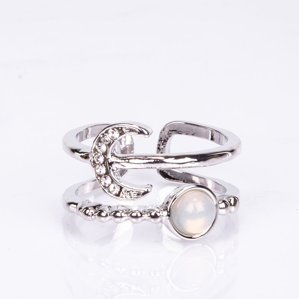 Anillo de Aleación Bañado en Oro con Piedra Lunar