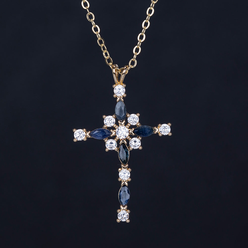Cruz Collar de Aleación Bañado en Oro con Zafiro y Cristal Emporia® Blanco ( Collar +Colgante )