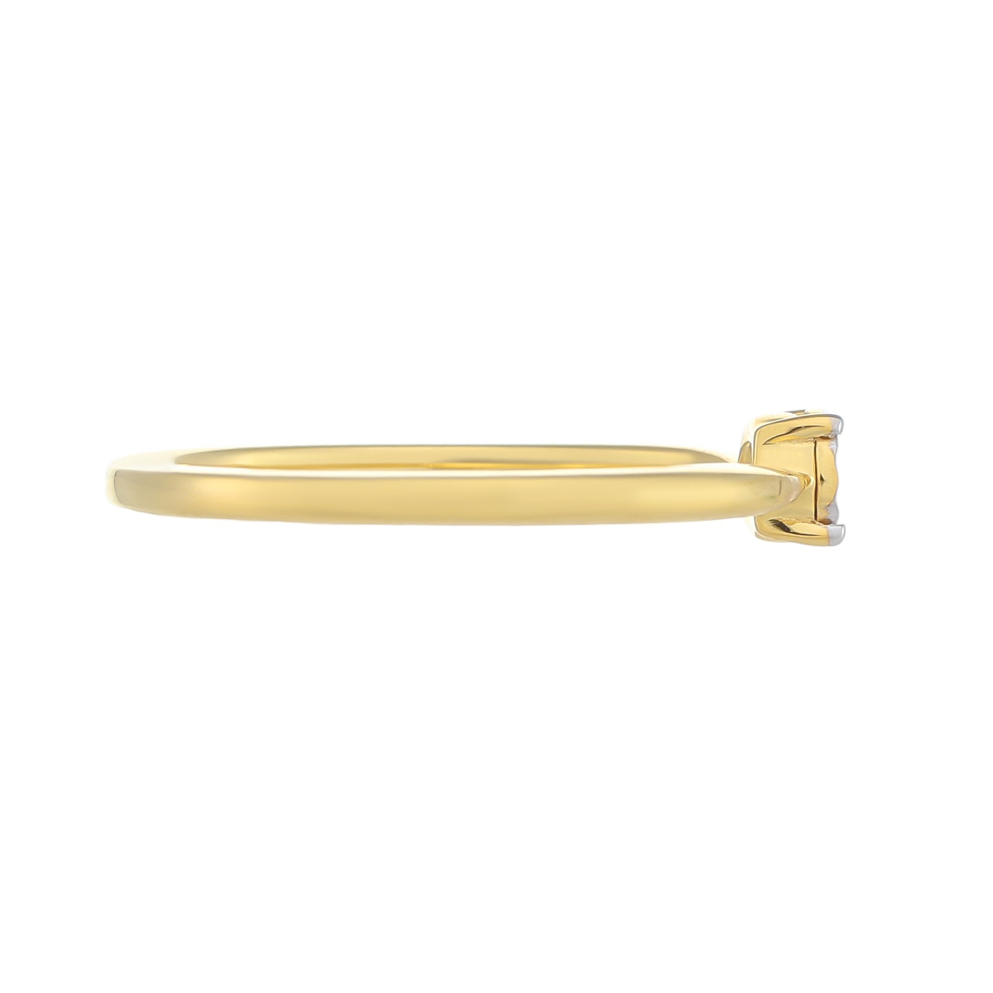 Anillo de Plata Bañada en Oro con Diamante blanco 2 