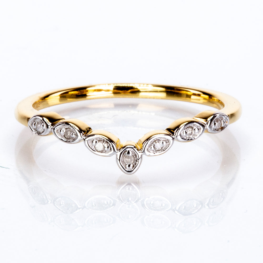 Conjunto de Plata Bañada en Oro con Rubí de Tailandia y Diamante blanco ( Anillo )