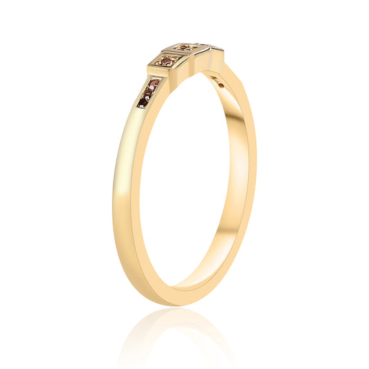 Anillo de Plata Bañada en Oro con Diamante Rojo