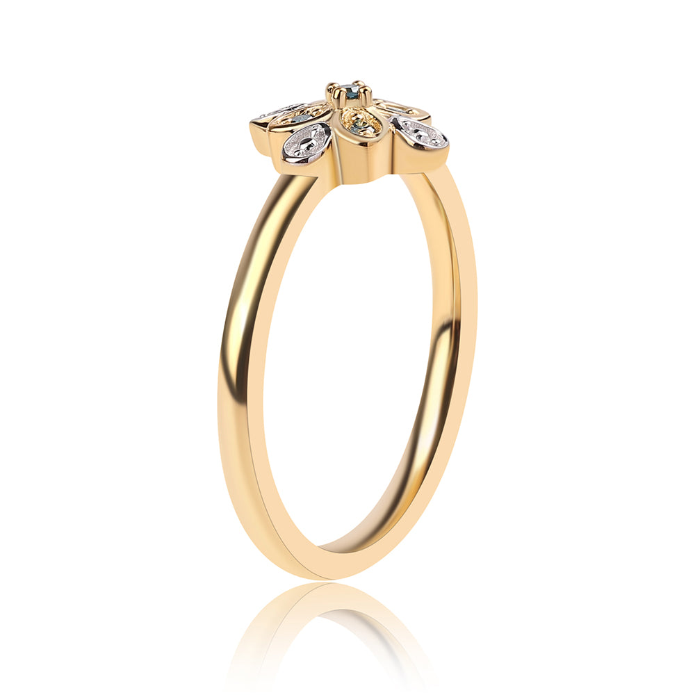 Anillo de Plata Bañada en Oro con Diamante Azul