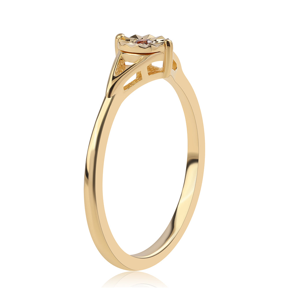 Anillo de Plata Bañada en Oro con Diamante Rojo 3 