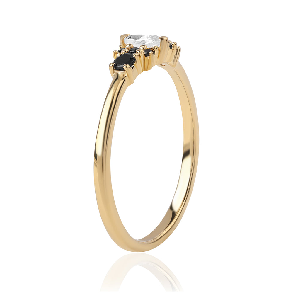 Anillo de Plata Bañada en Oro con Espinela Negra y Topacio Blanco 2 