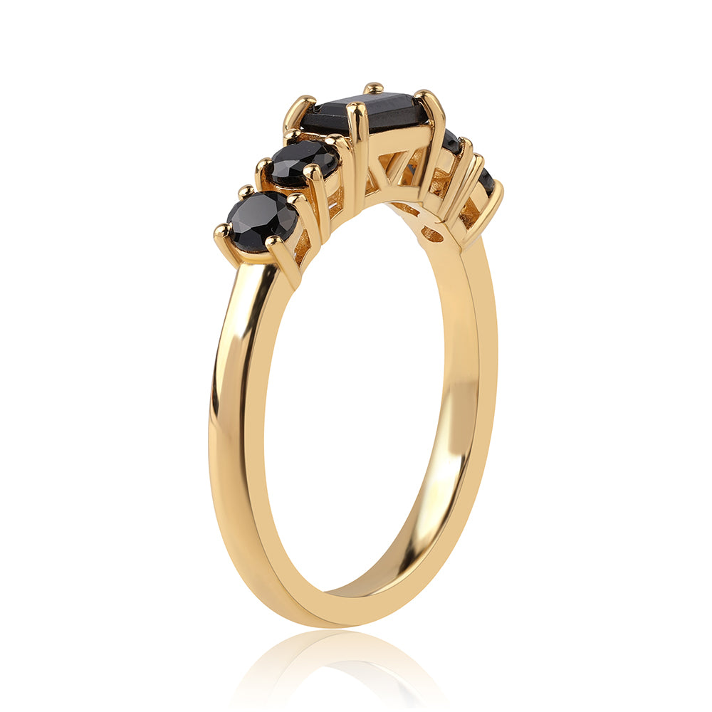 Anillo de Plata Bañada en Oro con Espinela Negra 5 