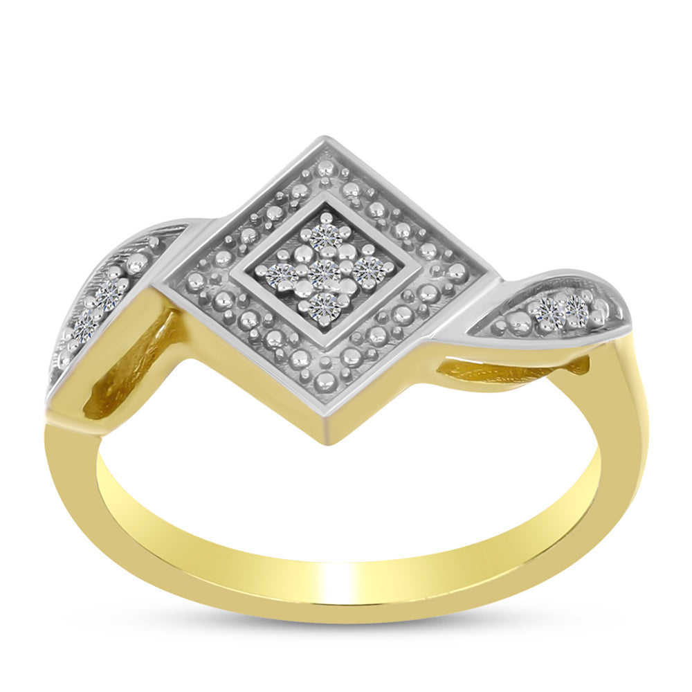 Anillo de Plata Bañada en Oro con Diamante blanco 7 