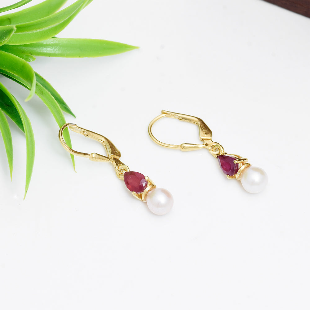 Pendientes de Plata Bañada en Oro con Rubí de Madagascar y Perla blanca de agua dulce 1 