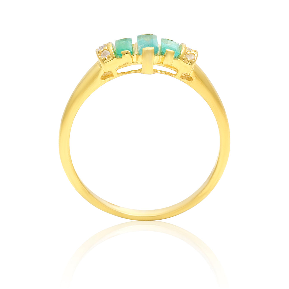 Anillo de Plata Bañada en Oro con Esmeralda de Brasil y Topacio Blanco