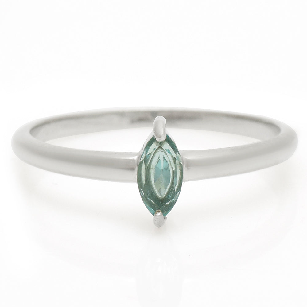 Anillo de Plata con Apatita azul de Madagascar