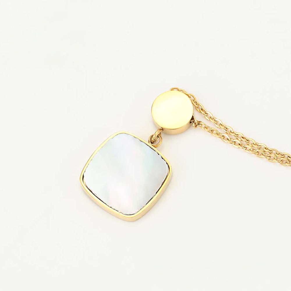 Collar de Aleación Bañado en Oro con Cristal Emporia® Rosa