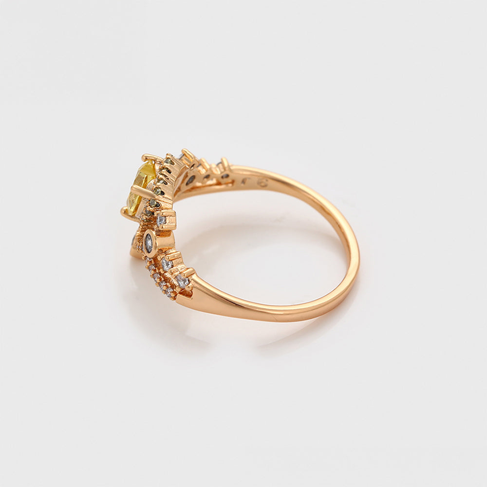 Anillo de Aleación Bañado en Oro con Cristal Emporia® Amarillo y Cristal Emporia® Blanco 5 