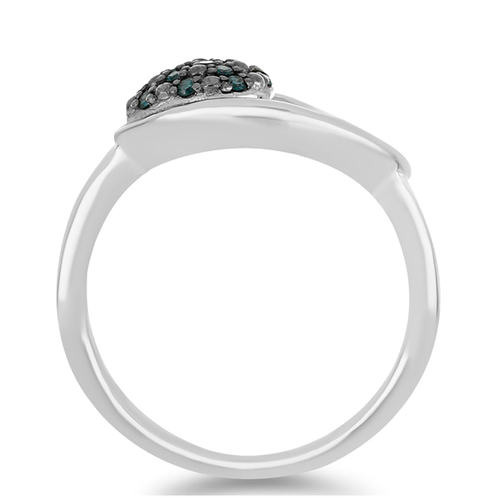 Anillo de Plata con Diamante Azul