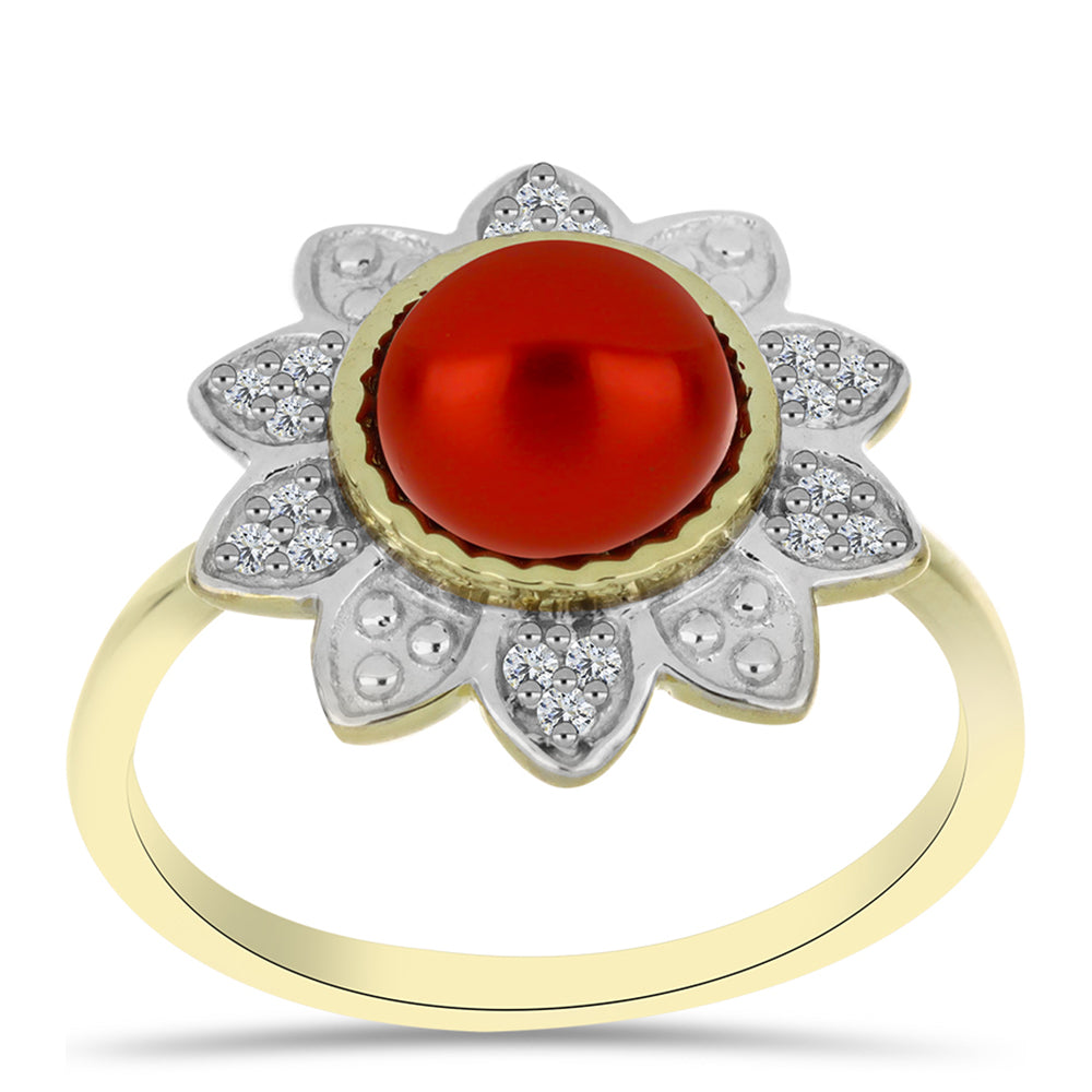 Anillo de Plata Bañada en Oro con Perla roja de río y Topacio Blanco