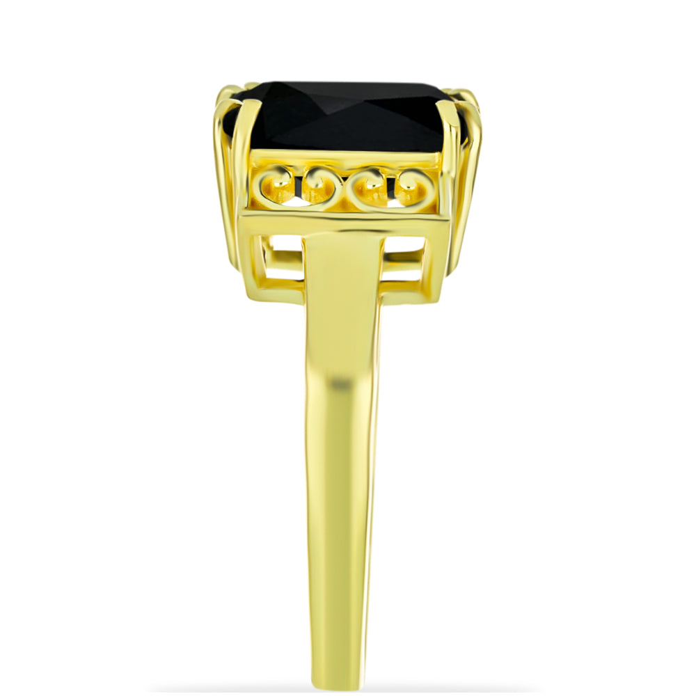 Anillo de Plata Bañada en Oro con Ónix Negro