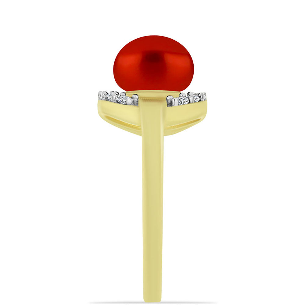Anillo de Plata Bañada en Oro con Perla roja de río y Topacio Blanco
