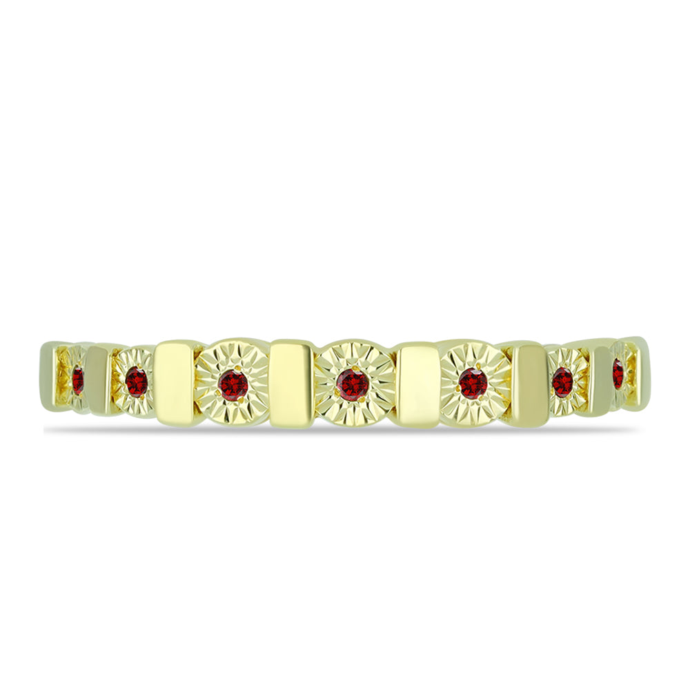 Anillo de Plata Bañada en Oro con Diamante Rojo