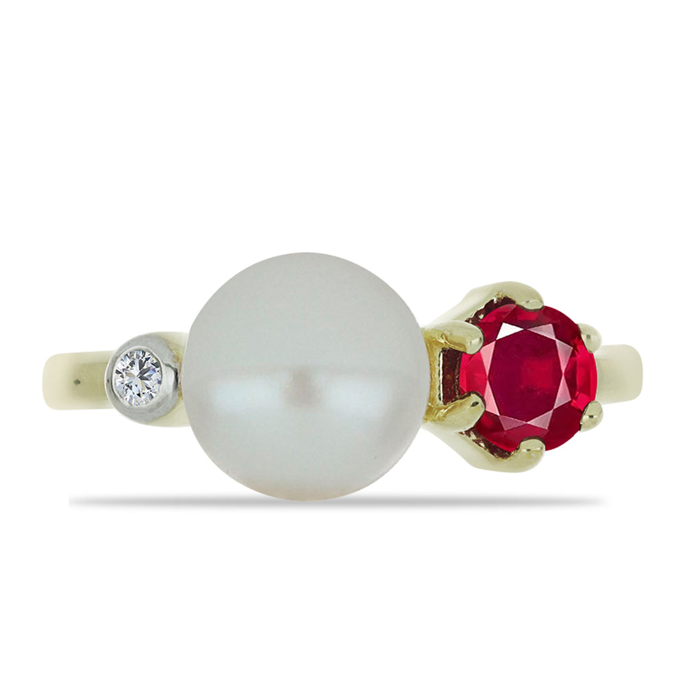 Anillo de Plata Bañada en Oro con Perla de Agua Dulce y Rubí de Madagascar