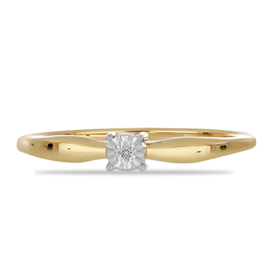 Anillo de Plata Bañada en Oro con Diamante blanco