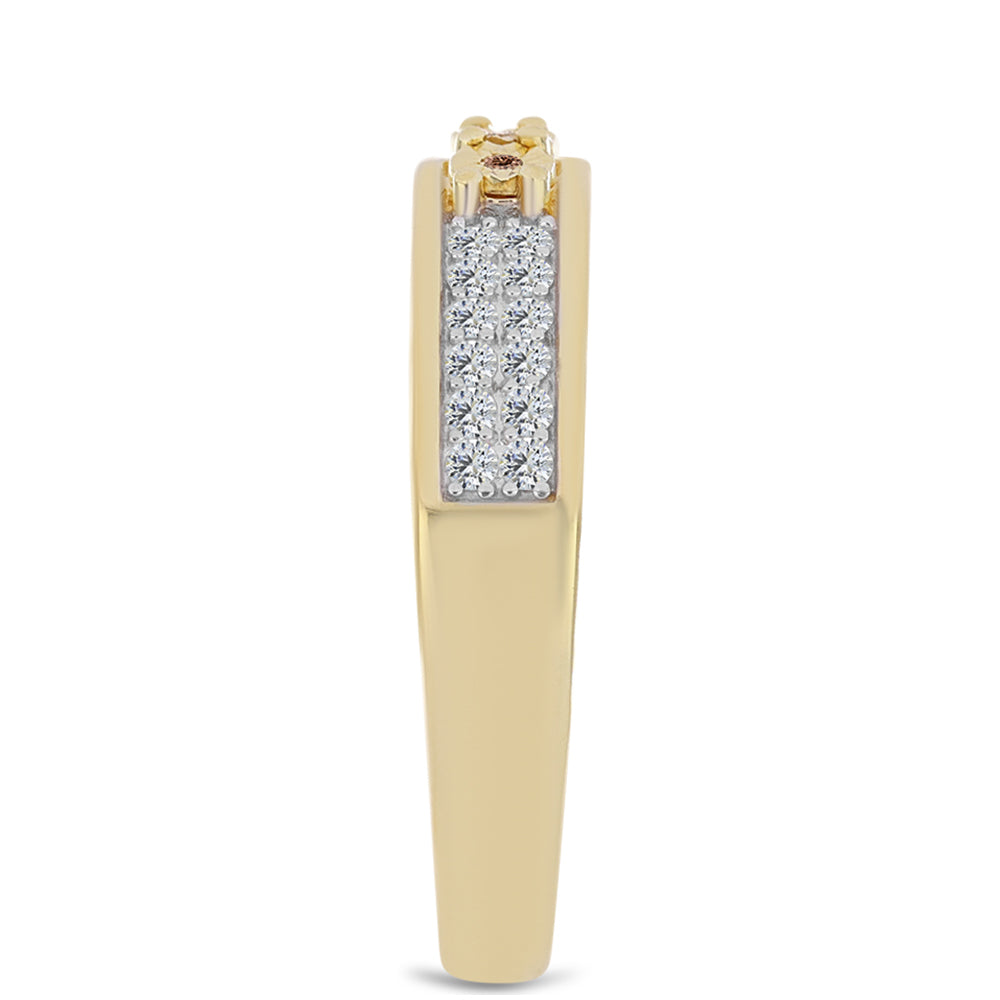 Anillo de Plata Bañada en Oro con Diamante Cognac y Topacio Blanco