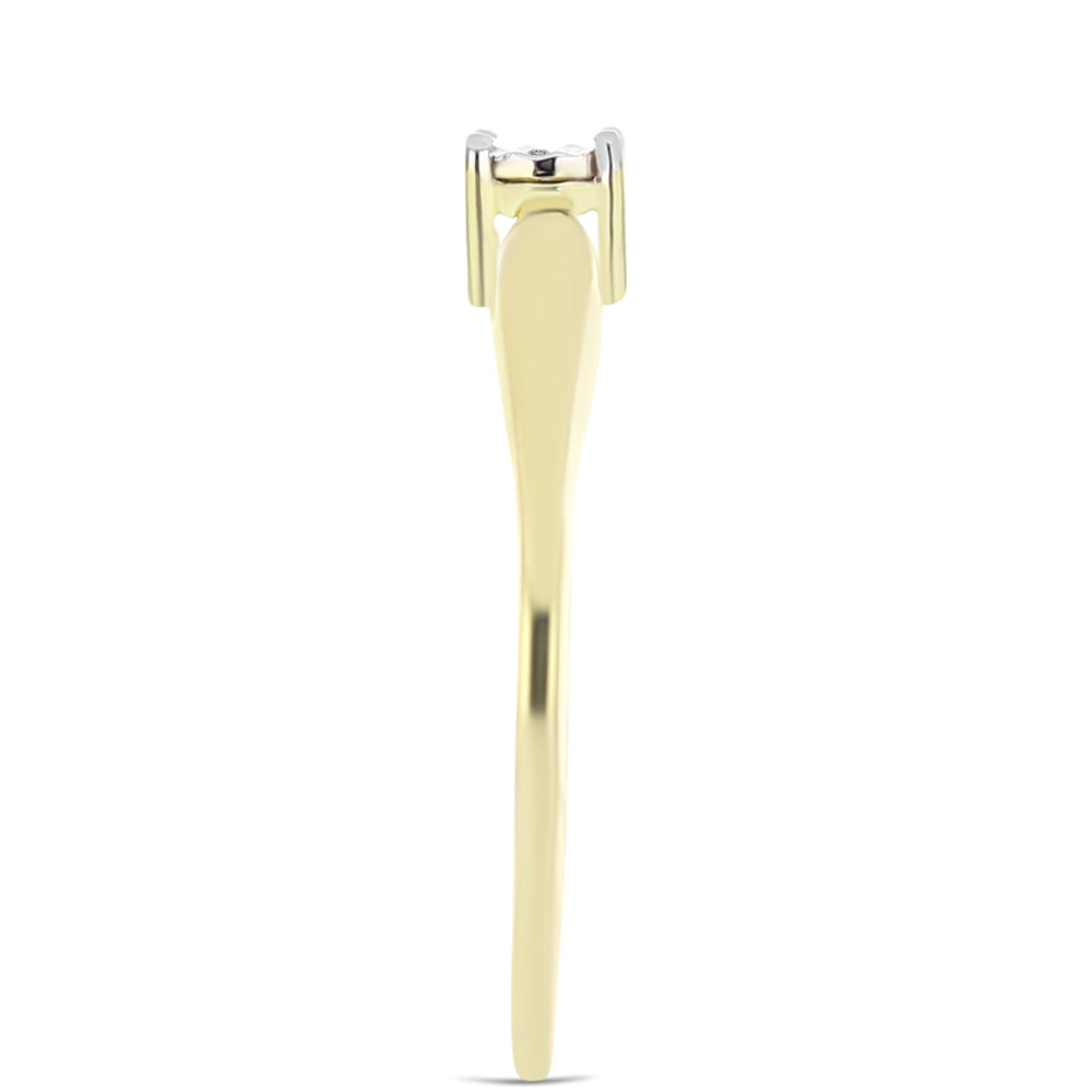 Anillo de Plata Bañada en Oro con Diamante blanco 4 