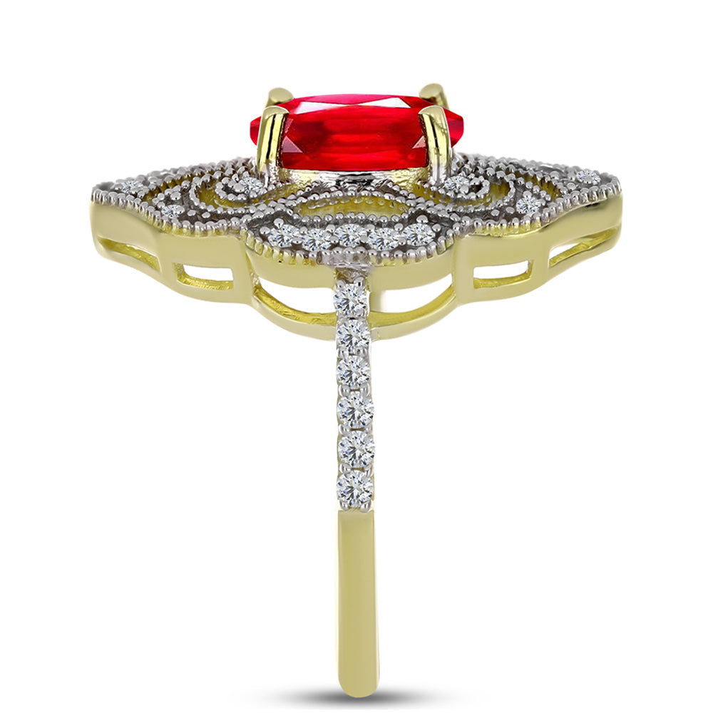 Anillo de Plata Bañada en Oro con Ágata Roja y Topacio Blanco