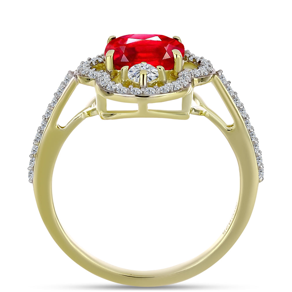 Anillo de Plata Bañada en Oro con Ágata Roja y Topacio Blanco