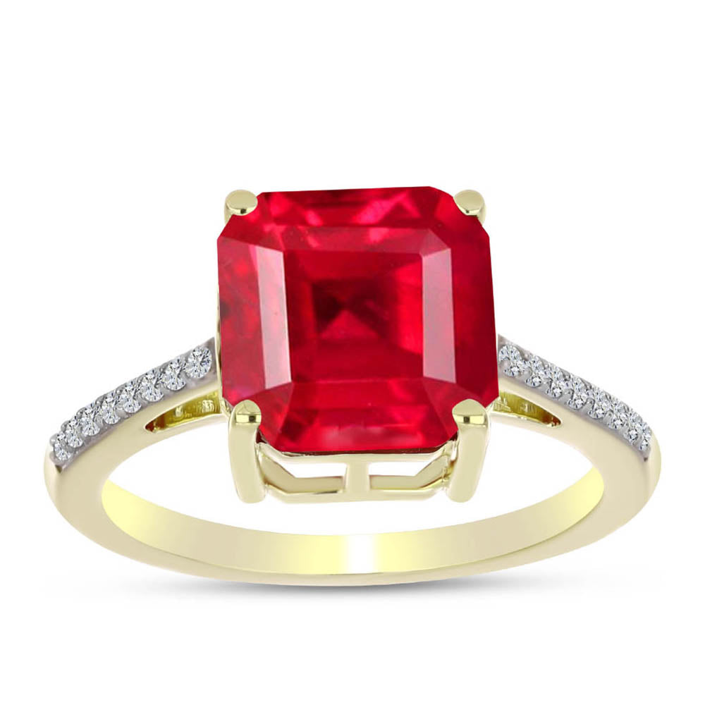 Anillo de Plata Bañada en Oro con Ágata Roja y Topacio Blanco