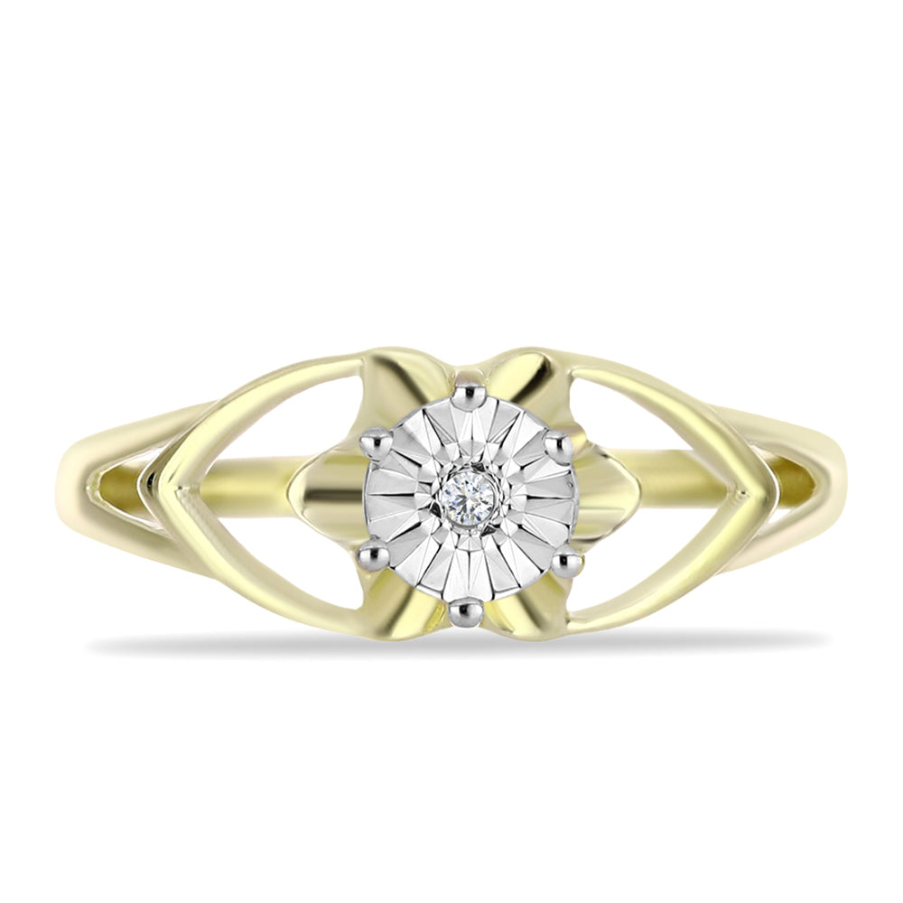 Anillo de Plata Bañada en Oro con Diamante blanco 5 