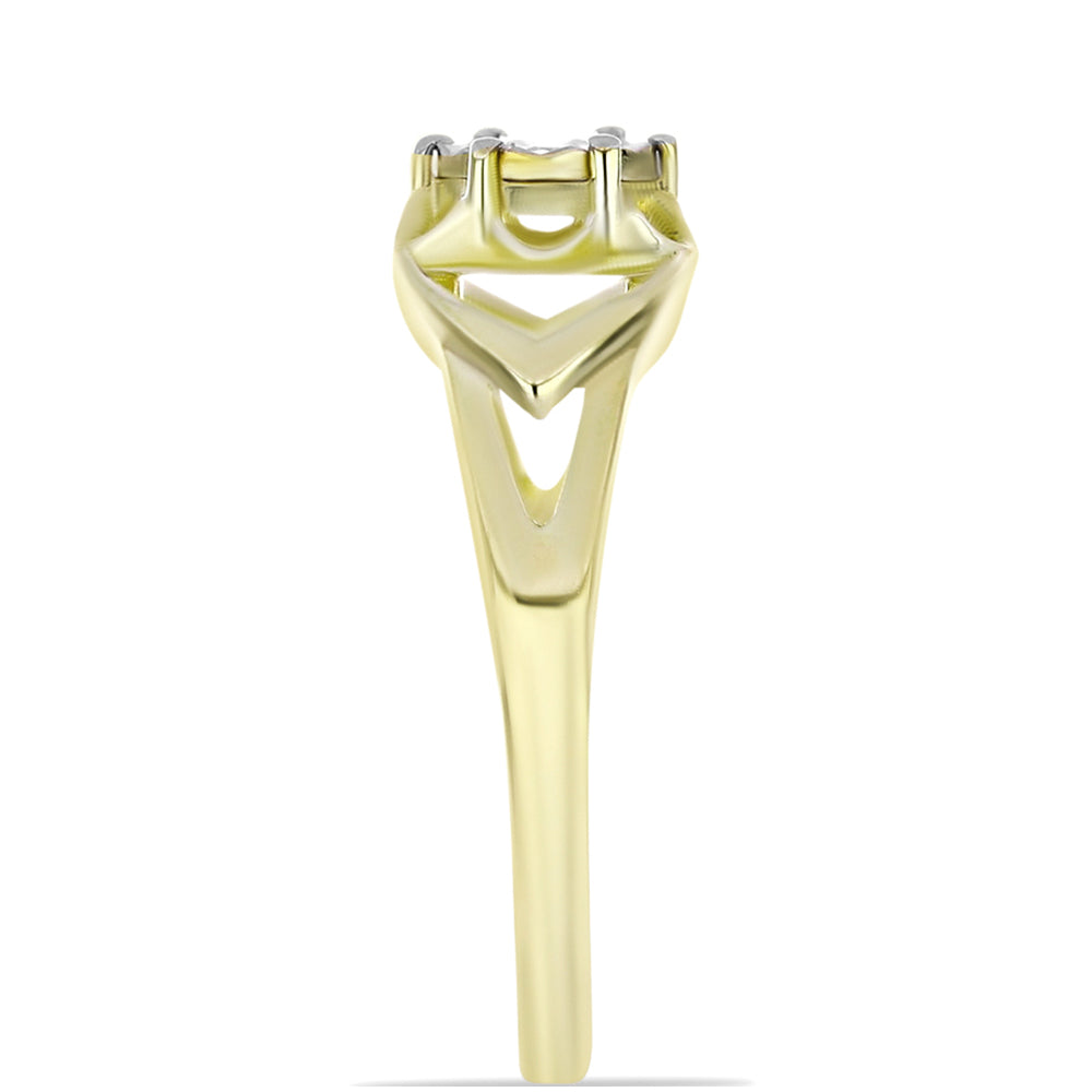 Anillo de Plata Bañada en Oro con Diamante blanco 8 