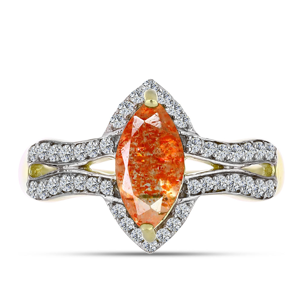 Anillo de Plata Bañada en Oro con Piedra Solar de Oregon y Topacio Blanco