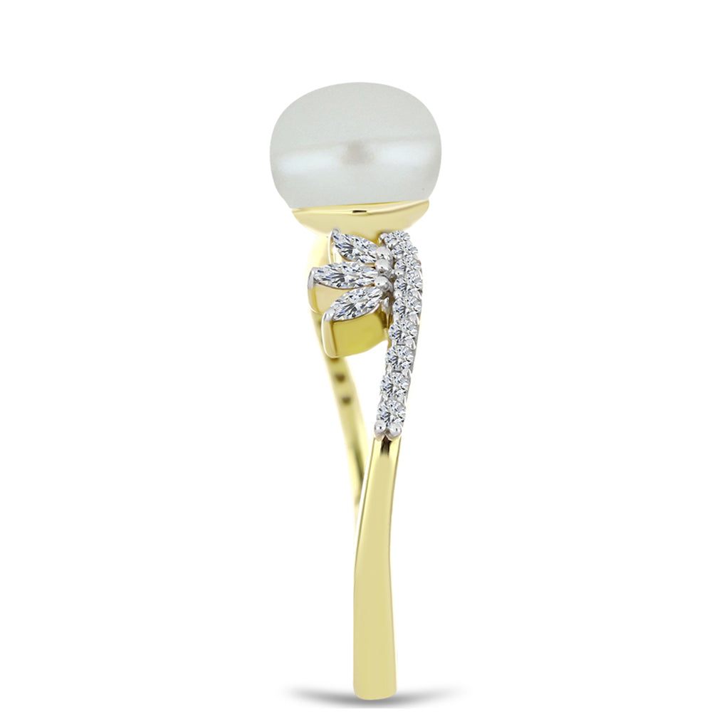 Anillo de Plata Bañada en Oro con Perla de Agua Dulce y Zircón Blanco
