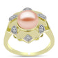 Anillo de Plata Bañada en Oro con Perla de agua dulce melocotón y Topacio Blanco