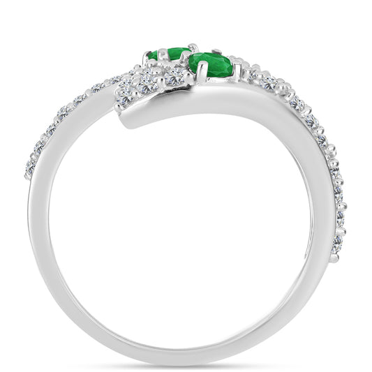 Anillo de Plata con Esmeralda de Zambia y Topacio Blanco