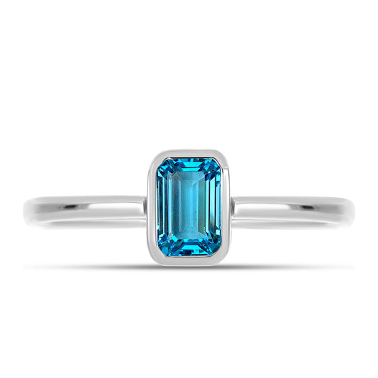Anillo de Plata con Topacio Azul Suizo