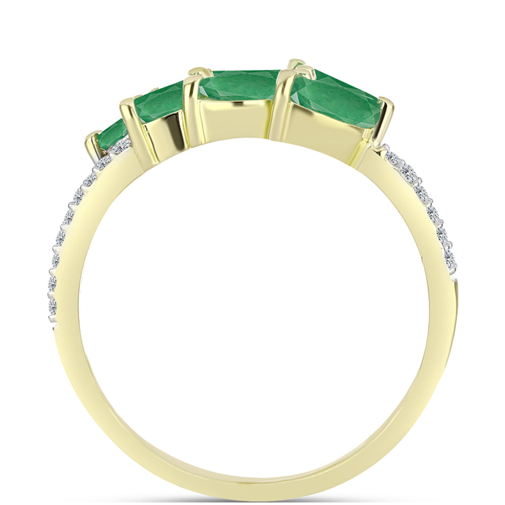 Anillo de Plata Bañada en Oro con Esmeralda de Brasil y Topacio Blanco